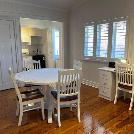 Entire Upper Floor 1 Bedroom Μπρίσμπεϊν Εξωτερικό φωτογραφία